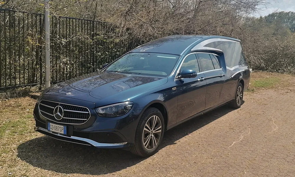 Automezzi funebri Automezzi funebri